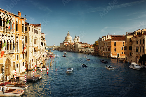 Board z aluminiowym obramowaniem Kanał grande i bazylika santa maria della salute, wenecja, włochy
