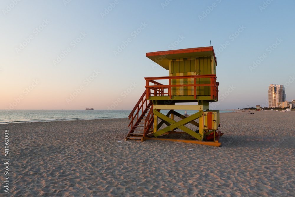 Photo Art Print Poste De Garde Sur La Plage De South Beach