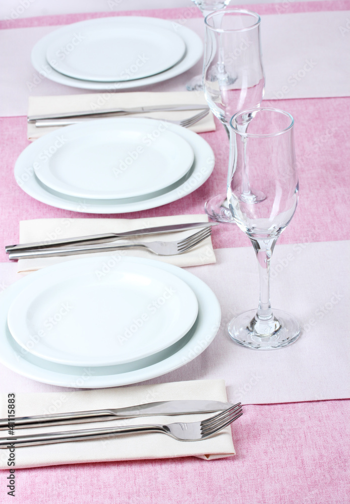 elegant holiday table setting