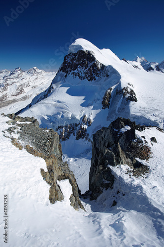 Obraz na płótnie canvas trzyczęściowy "tryptyk" Szwajcaria breithorn 4165 m nad poziomem morza