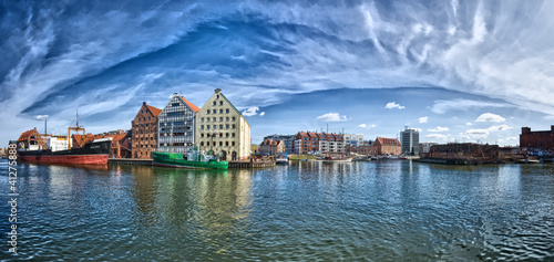 Obraz na płótnie canvas Gdañsk-pano-1