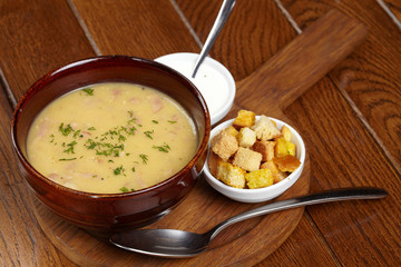 Canvas Print - Chicken creamy soup with croutons