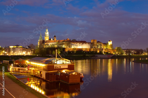 Board z aluminiowym obramowaniem Miasto kraków w polsce, europie