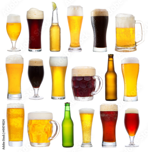 Fotografía De conjunto con diferentes botellas de cerveza