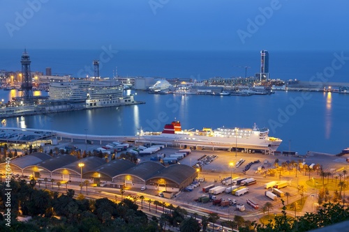 Fotoboard na płycie Port w barcelonie