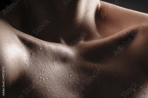 Obraz na płótnie canvas Kobiece bodyparts - hals