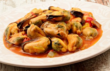 Poster - Guiso de mejillones con salsa de tomate,cebolla y pimiento