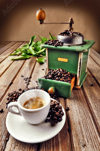 Naklejka na szybę Expresso with coffee grinder