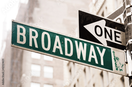 broadway-teatr-w-nowym-jorku-znak