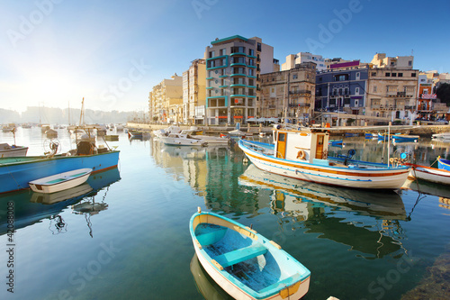 Board z aluminiowym obramowaniem Malta