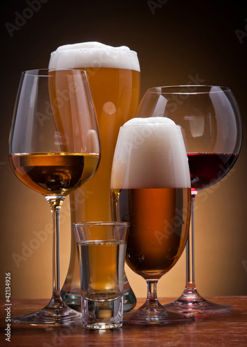 Board z aluminiowym obramowaniem Napoje alkoholowe