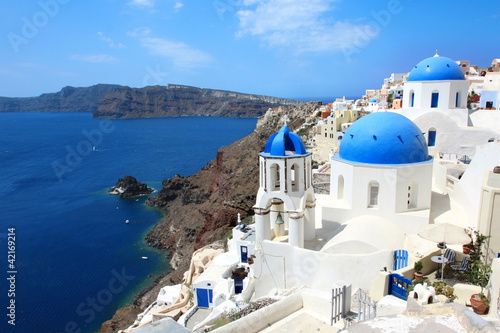 Board z aluminiowym obramowaniem Grecja - Santorini (Kościół w Oia)