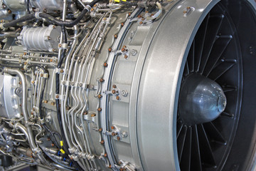 Detailed exposure of a turbo jet engine