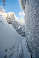 Poster - Gorge covered by snow