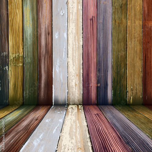 drewniany-kolorowy-pokoj