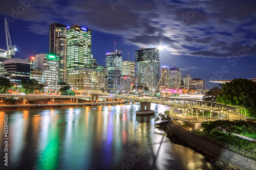 Obraz na płótnie canvas trzyczęściowy "tryptyk" Brisbane w nocy