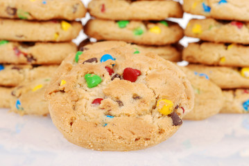 Wall Mural - Closeup of chocolate chip candy cookies