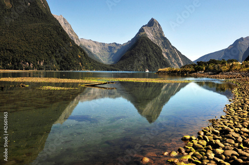 Board z aluminiowym obramowaniem Nowa Zelandia, fiordland