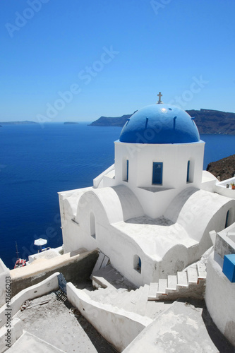 Board z aluminiowym obramowaniem Grecja - Santorini (Kościół w Oia)