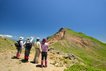 夏山を歩く