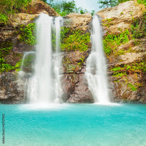 Naklejka na szybę Beautiful waterfall