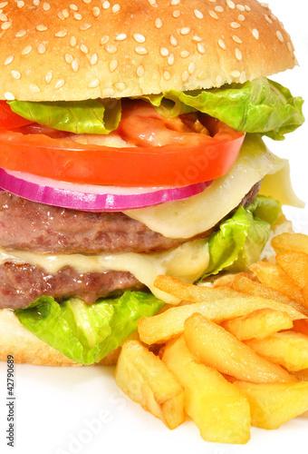 Board z aluminiowym obramowaniem Menu hamburgera z ziemniakami.