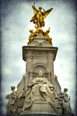 Canvas Print - statue of queen victoria, buckingham palace, london, uk