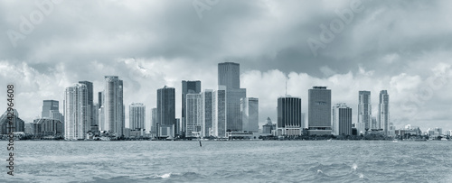 Naklejka samoprzylepna Miami czarno-biały