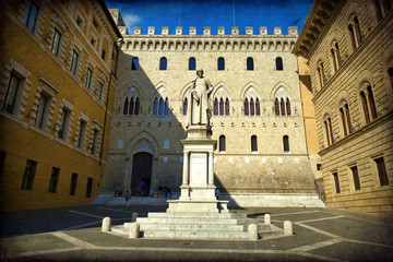 Wall Mural - Piazza Salimbeni, Siena