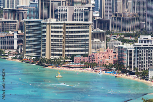 Board z aluminiowym obramowaniem Plaża waikiki i okolica honolulu, hawaje