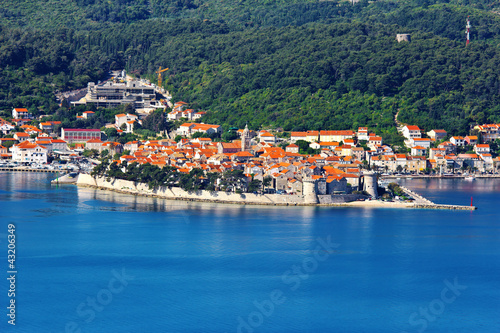 Board z aluminiowym obramowaniem Korcula. 