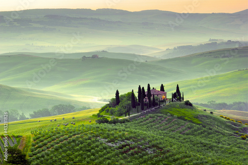 Tapeta ścienna na wymiar Podere in Toscana, Italia