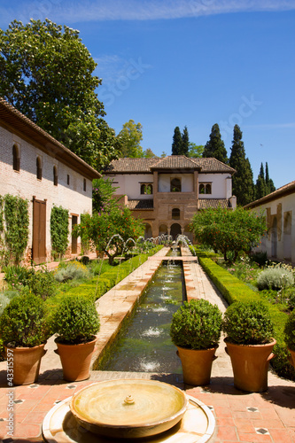 Fotoboard na płycie Generalife palace cortyard, granada, hiszpania