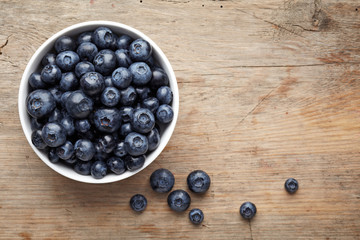 bowl of blueberries