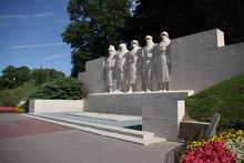 Monument Aux Enfants De Verdun Morts Pour La France