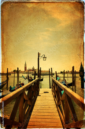 Naklejka na kafelki Gondolas and Island of San Giorgio Maggiore - old card