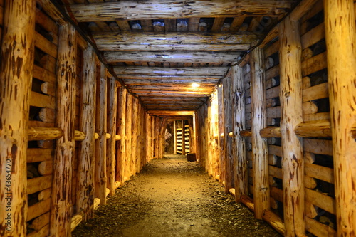 Obraz na płótnie canvas dwuczęściowy "dyptyk" Kopalnia w wieliczce