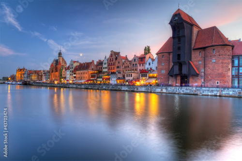 Fototapeta na wymiar Old town of Gdansk with ancient crane at dusk, Poland