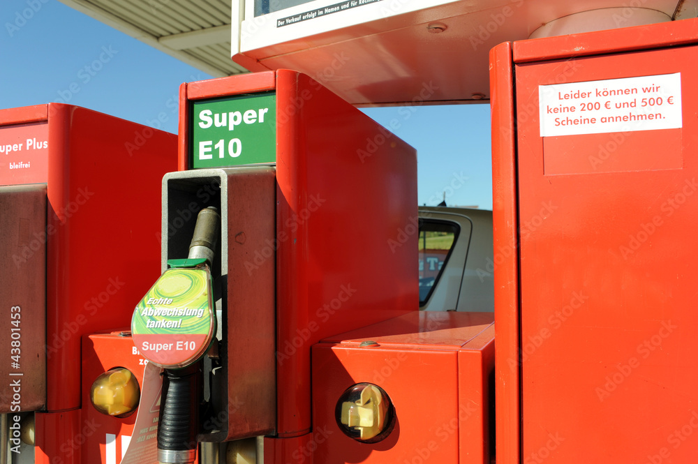 Tankstelle Super E10null
