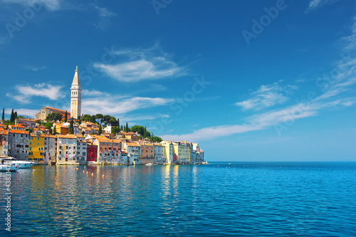 Board z aluminiowym obramowaniem Widok z Rovinj, Chorwacja