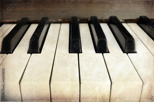 klawisze-fortepianu