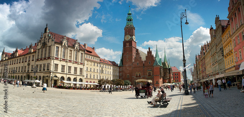Plakat na papierze fotorealistycznym Gotycki ratusz w centrum wrocławia