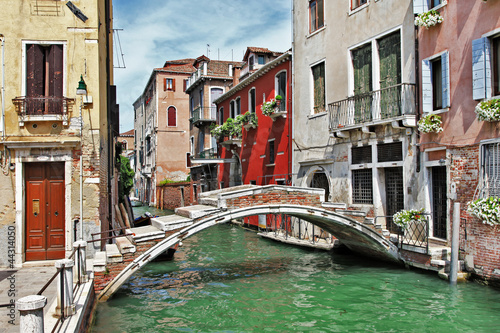 Naklejka na szybę pictorial Venetian streets