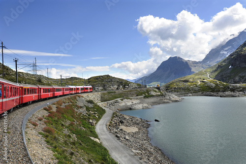 Board z aluminiowym obramowaniem Bernina express