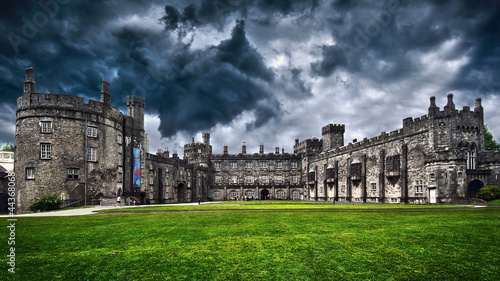 Naklejka samoprzylepna Zamek Kilkenny