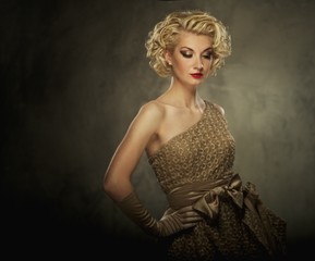 Wall Mural - Beautiful retro woman on grey background