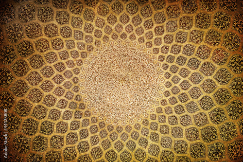 Naklejka na drzwi Dome of the mosque, oriental ornaments from Isfahan, Iran