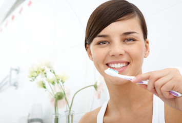 Wall Mural - Girl with toothbrush