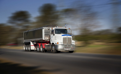 Canvas Print - Highway truck