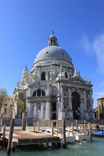 Eglise Santa Maria Della Salute à Venise - Italie